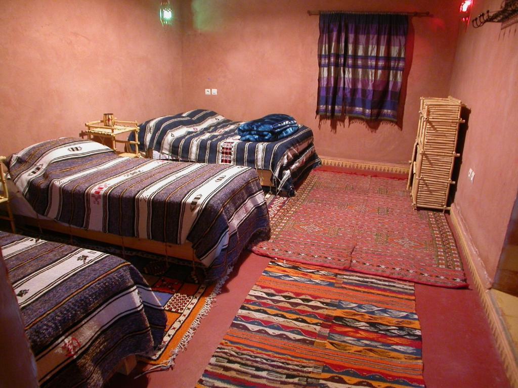 Maison D'Hotes Agdal Telouet Tiguidert Camera foto